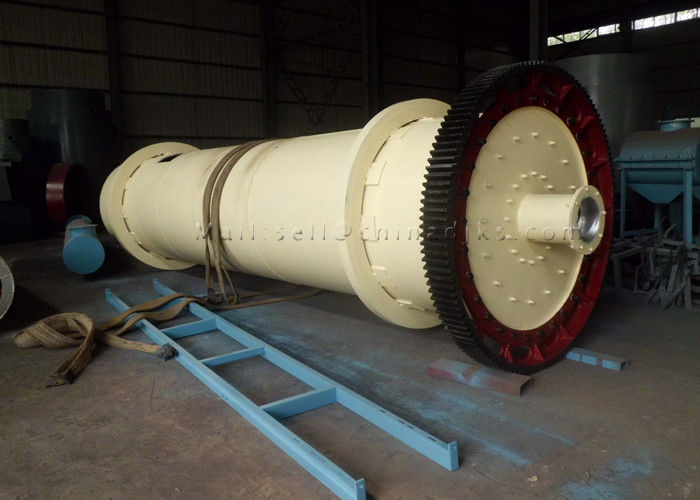 23r/min 900×1800mm οριζόντιος μύλος σφαιρών σκαφών της γραμμής αλουμίνας τύπων 90%